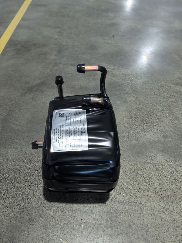 Supper SPHC Stahlkoaxaler Wärmetauscher Wärmekapazität von 6 bis 300 kW Innenrohr für die Wassersystemthermische Verwaltung optimiert